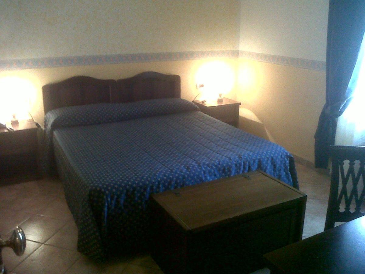 Hotel Eden Sul Lago Больсена Екстер'єр фото