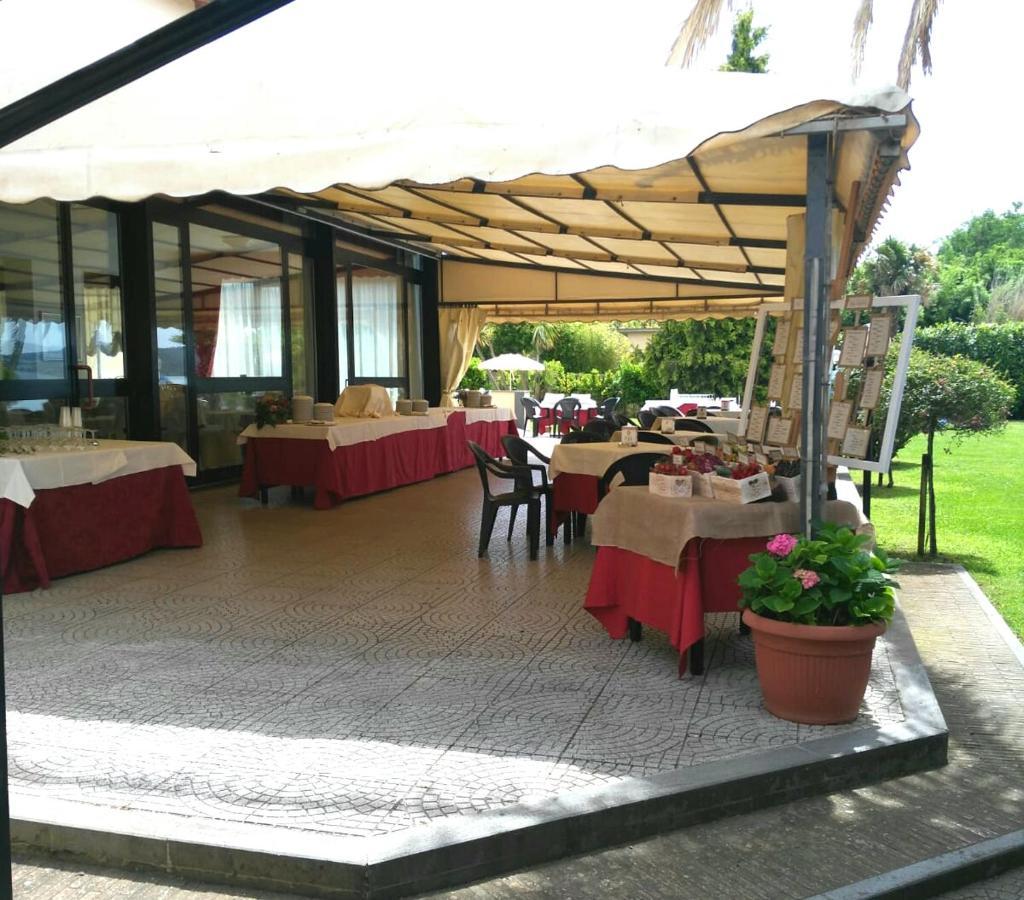 Hotel Eden Sul Lago Больсена Екстер'єр фото
