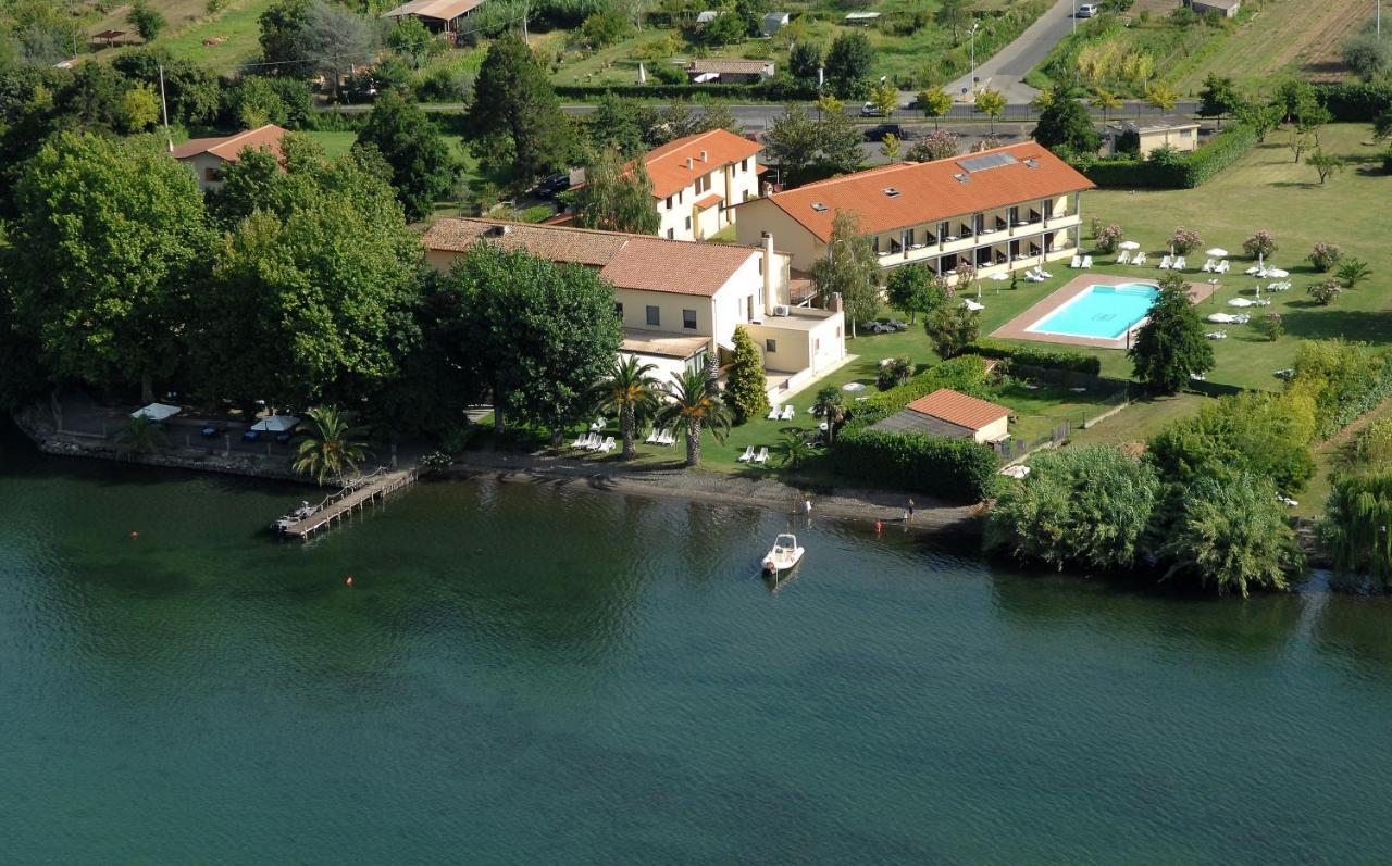 Hotel Eden Sul Lago Больсена Екстер'єр фото