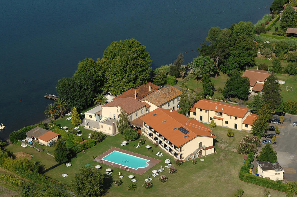 Hotel Eden Sul Lago Больсена Екстер'єр фото