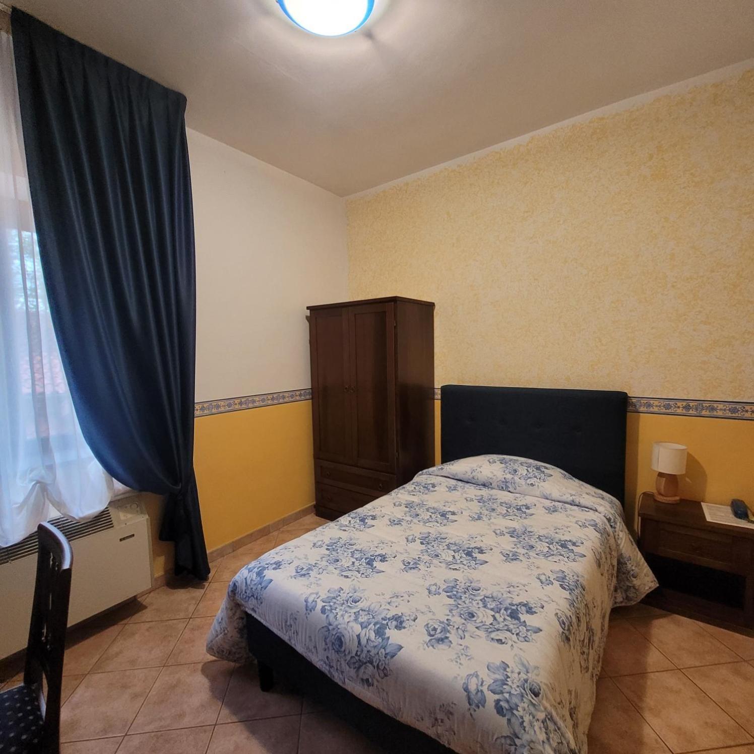 Hotel Eden Sul Lago Больсена Екстер'єр фото