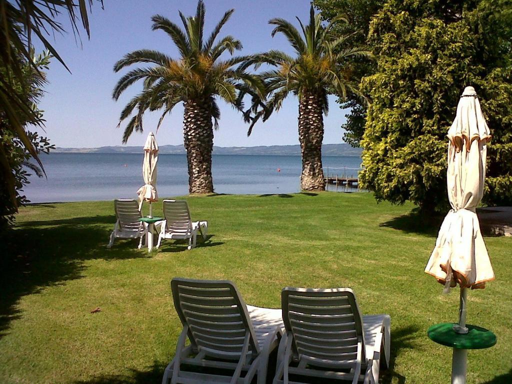 Hotel Eden Sul Lago Больсена Екстер'єр фото