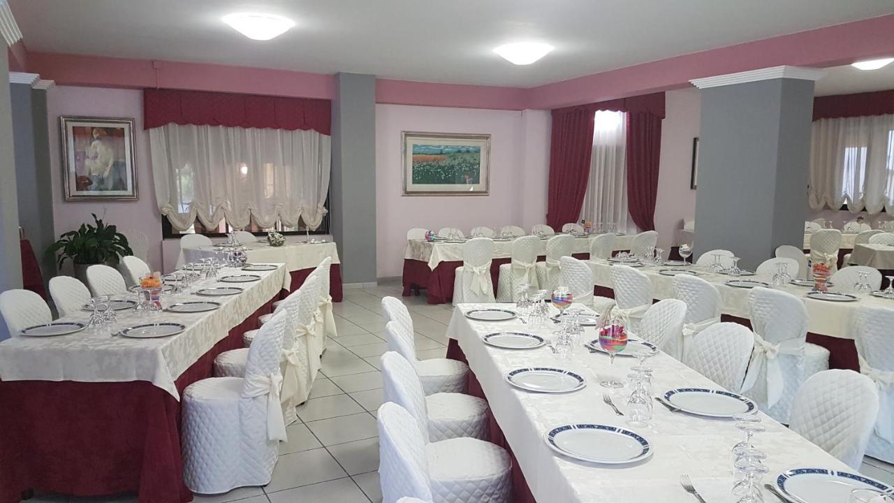 Hotel Eden Sul Lago Больсена Екстер'єр фото