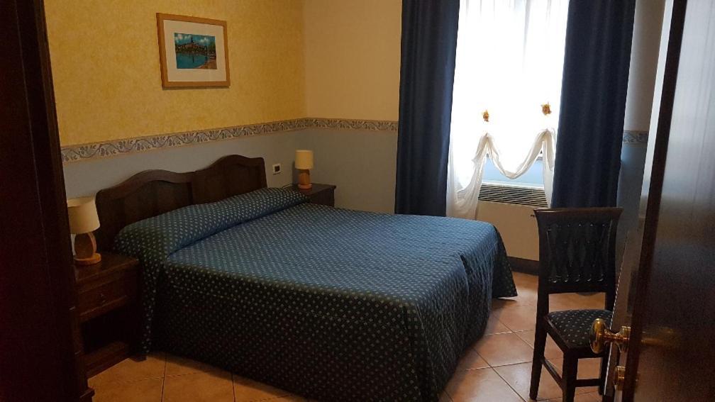 Hotel Eden Sul Lago Больсена Екстер'єр фото